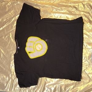 MILWAUKEE Brewers T-Shirt Size 2XL